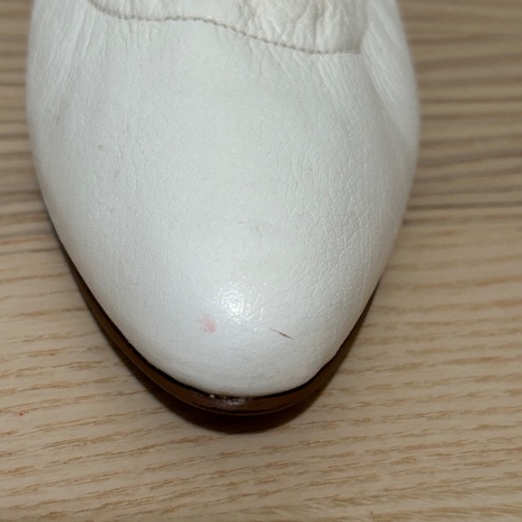 Rachel Comey white leather kitten heel size 7 - Picture 5 of 5